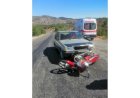 Otomobil ile motosiklet çarpıştı: 2 yaralı