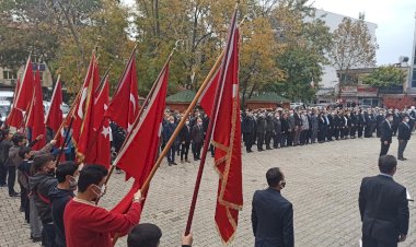 Gölbaşı'nda 10 Kasım Atatürk'ü Anma töreni düzenlendi