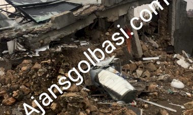 Bomba gibi patlayan mutfak tüpü evi yıktı: 2 yaralı