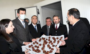 Gölbaşında hurma kurutma ve paketleme tesisi açıldı