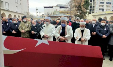 Kahramanmaraşlı şehit son yolculuğuna uğurlandı