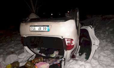 Takla atan otomobildeki 4 kişi yaralandı