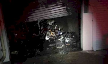 Motosiklet tamirhanesinde yangın: 2 yaralı