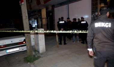 Silahla kafasına ateş eden polis memuru ağır yaralandı