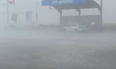 Sağanak yağış hayatı olumsuz etkiledi