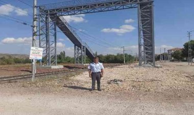 Muhtardan hemzemin geçit ve üst geçit tepkisi