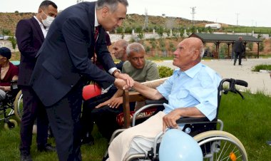 VALİ MAHMUT ÇUHADAR’IN; 3 ARALIK “DÜNYA ENGELLİLER GÜNÜ” MESAJI