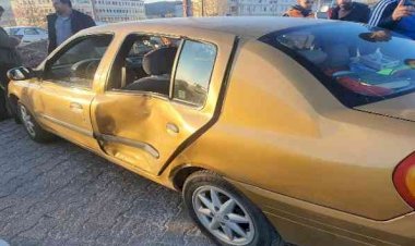 Otomobil ile minibüs çarpıştı: 3 yaralı