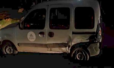 Otomobil ile hafif ticari araç çarpıştı: 2 yaralı