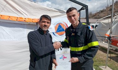 Fransız doktordan teşekkür belgesi