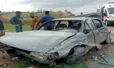 Otomobil şarampole devrildi: 4 Yaralı