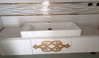 Dairenin musluklarına kadar çaldılar