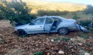 Gölbaşı'nda otomobil yoldan çıkarak devrildi: 5 yaralı