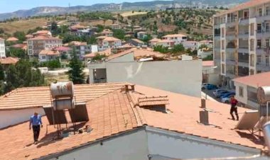 Kekliği çatıda kovaladılar