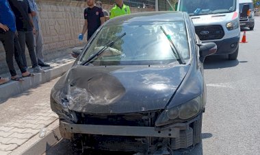 Gölbaşı’nda iki otomobil çarpıştı: 2 Yaralı