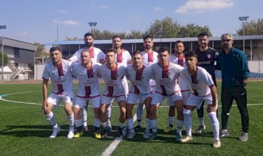 Gölbaşı İlçe stadyumu santra vuruşuyla açıldı