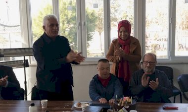 Ak Parti'nin engelliler günü ziyareti