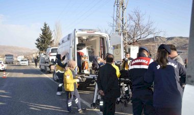 Adıyaman’da 16 yaşındaki çocuğun kullandığı araç trafoya çarptı: 3 yaralı