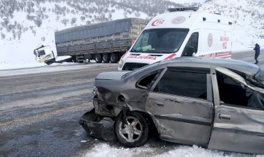 Malatya-Adıyaman yolunda trafik kazası: 2 yaralı