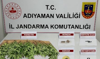 Jandarmadan uyuşturucu tacirlerine operasyon: 15 gözaltı  ‎