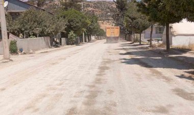 Yol sorunu vatandaşı canından bezdirdi