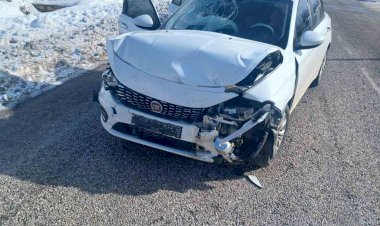 Malatya’da iki otomobil çarpıştı: 3 yaralı