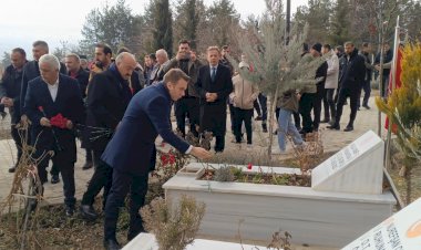 Gölbaşı’nda deprem Şehitleri gözyaşlarıyla anıldı 