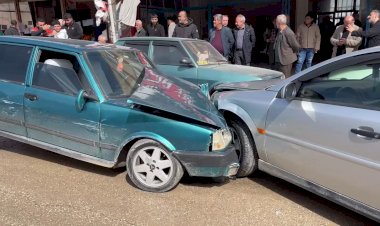Zincirleme trafik kazasında: 3 kişi yaralandı