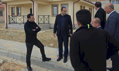 Harmanlı Beldesinde kalıcı konutlar ve cami inşaatı incelendi