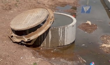 Gölbaşı’nda Kanalizasyon Taştı, Vatandaşlar Tepkili