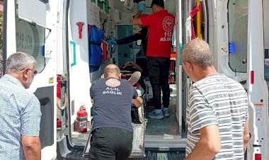 Motosiklet ile otomobil çarpıştı: 1 yaralı