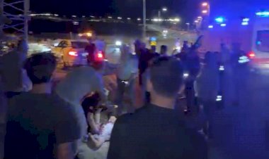 Motosiklet ile otomobil çarpıştı: 2 yaralı