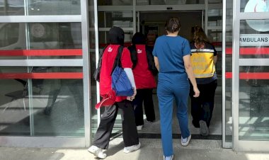 ‎4 öğrenci yemekten zehirlendi
