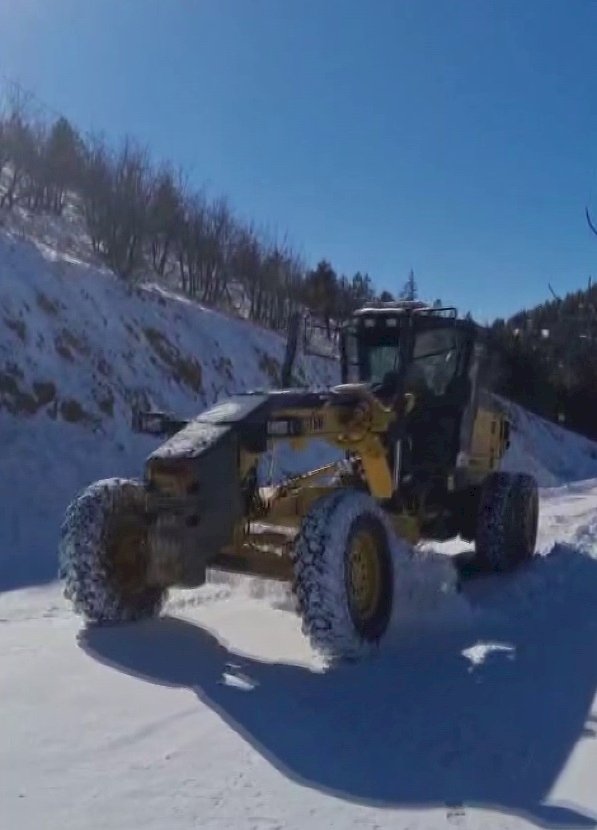 Adıyaman’da bir çok köy ve mezraya ulaşım sağlanamıyor ‎