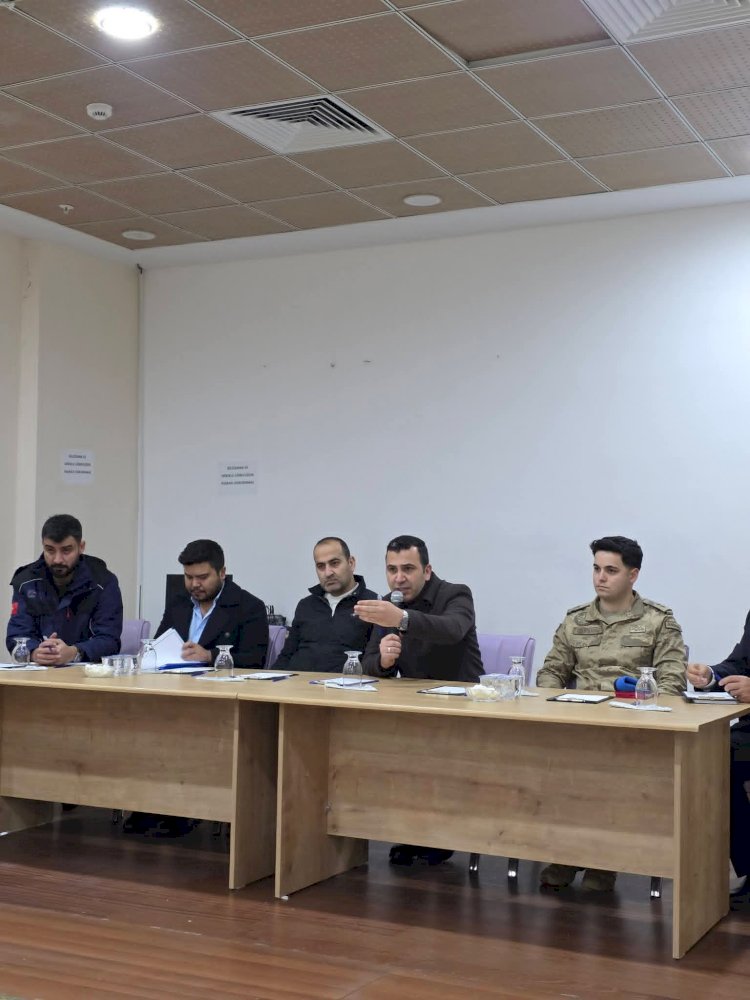 Kaymakam Algın vatandaşlarla toplantı gerçekleştirdi