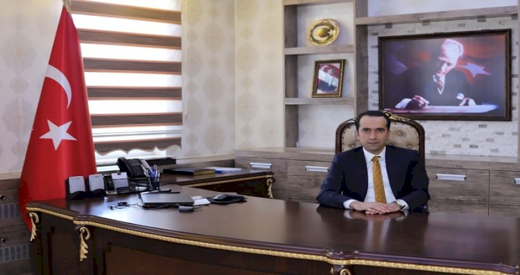 Abdulhamid UYAR;  Kovancılar Kaymakamı