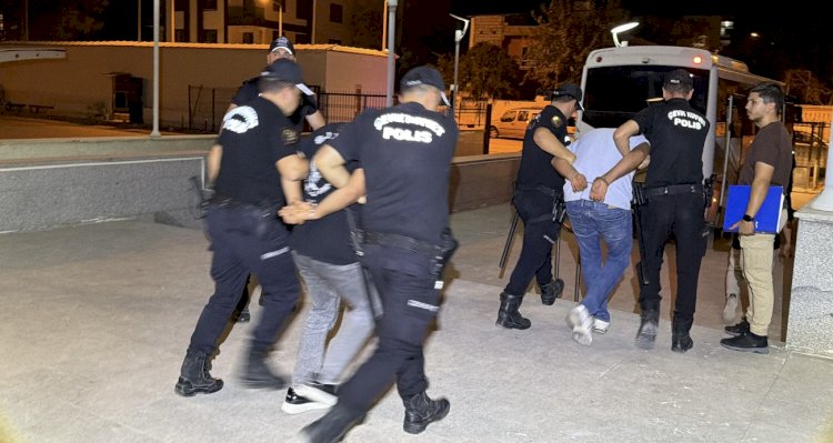Kirveler suç örgütüne darbe: 5 şüpheli tutuklandı ‎