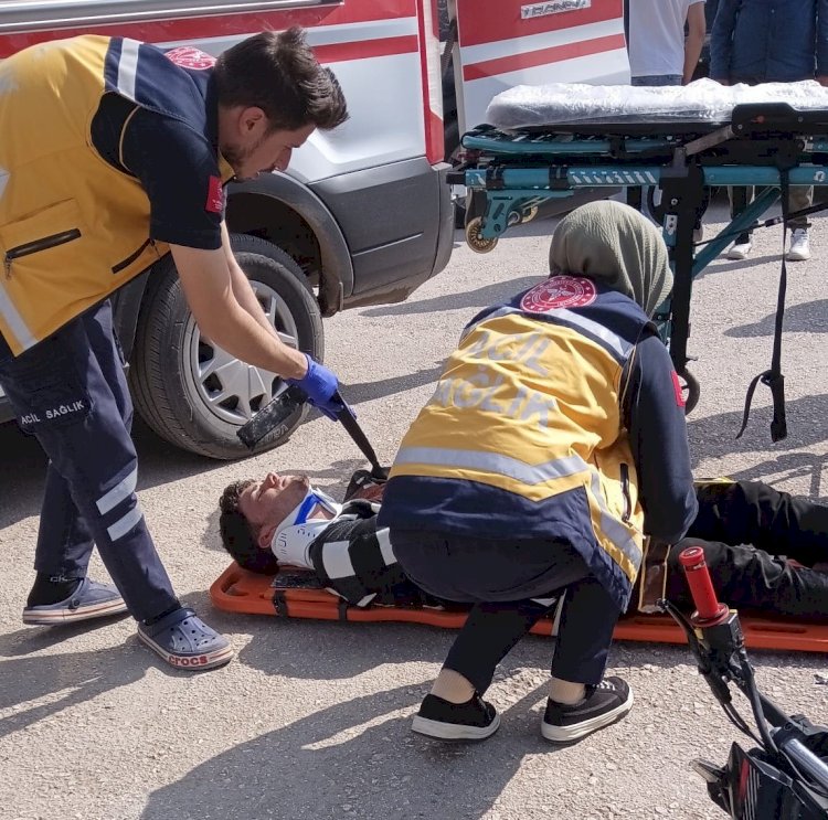 Gölbaşı’nda otomobil ile motosiklet çarpıştı 1 yaralı