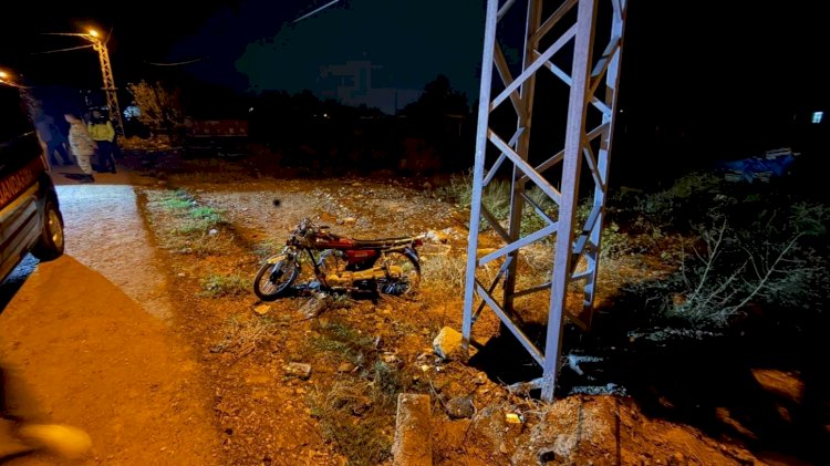 Elektrik direğine çarpan motosiklet sürücüsü hayatını kaybetti